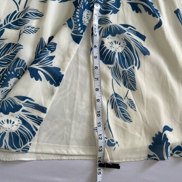 Lulus Bliss Seeker Blue and White Floral Print Ruffled Midi Dress NWT Medium - Picture 10 of 16